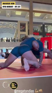 Mackenzie Dern feet photo 2