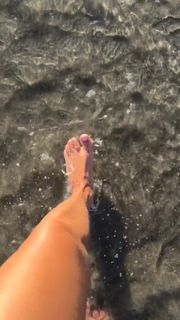 Mackenzie Dern feet photo 5