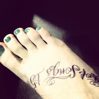 Mackenzie Lintz feet photo 4