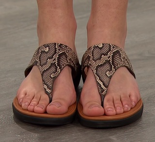 Mackenzie Rose feet photo 11