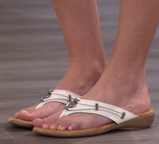 Mackenzie Rose feet photo 5
