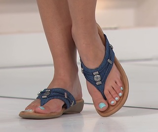 Mackenzie Rose feet photo 10