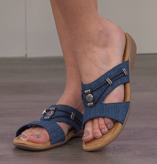 Mackenzie Rose feet photo 18