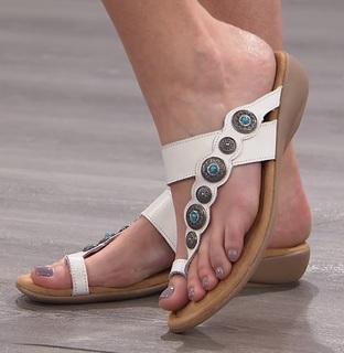 Mackenzie Rose feet photo 9