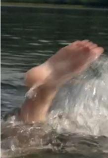 Mackenzie Rosman feet photo thumbnail