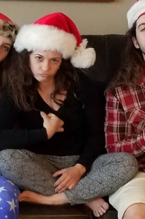 Mackenzie Rosman feet photo thumbnail