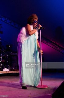 Macy Gray feet photo 11
