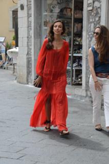 Madalina Ghenea feet photo thumbnail