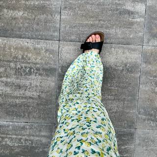 Madame feet photo 8