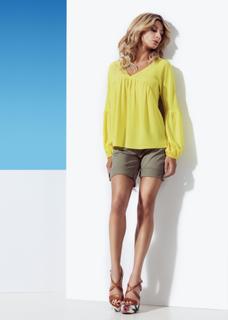 Maddalena Corvaglia feet photo thumbnail