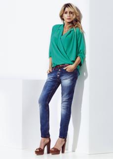 Maddalena Corvaglia feet photo thumbnail