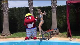 Maddalena Corvaglia feet photo thumbnail