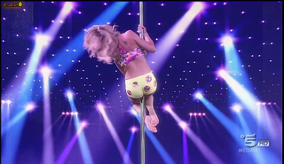 Maddalena Corvaglia feet photo thumbnail