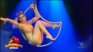 Maddalena Corvaglia feet photo thumbnail