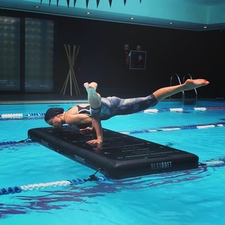 Maddalena Corvaglia feet photo thumbnail