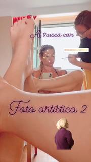 Maddalena Corvaglia feet photo thumbnail