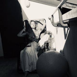 Maddalena Corvaglia feet photo thumbnail