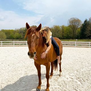 Maddalena Corvaglia feet photo thumbnail