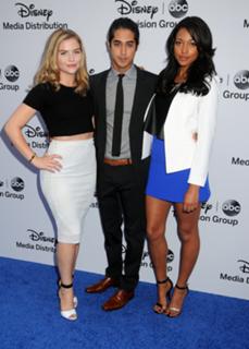 Maddie Hasson feet photo 12