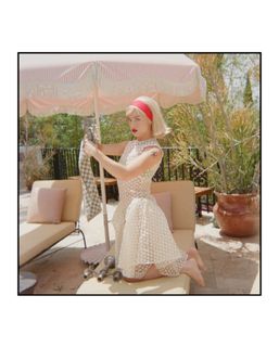 Maddie Hasson feet photo 5