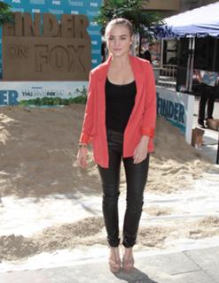 Maddie Hasson feet photo 10