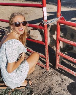 Maddie Lymburner feet photo 4