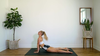 Maddie Lymburner feet photo 14