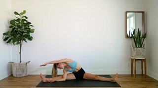 Maddie Lymburner feet photo 11