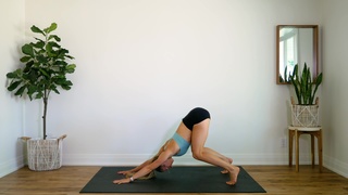 Maddie Lymburner feet photo 9