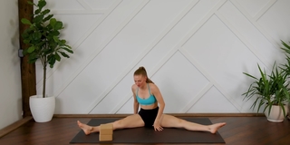 Maddie Lymburner feet photo 16