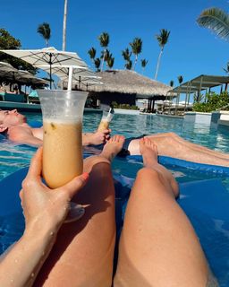 Maddie Lymburner feet photo 19