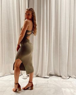 Maddie Lymburner feet photo 18
