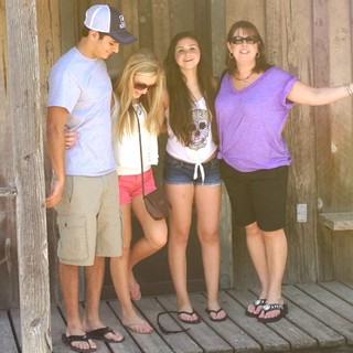 Maddie Marlow feet photo 3