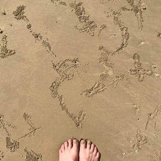 Maddie Moate feet photo 1