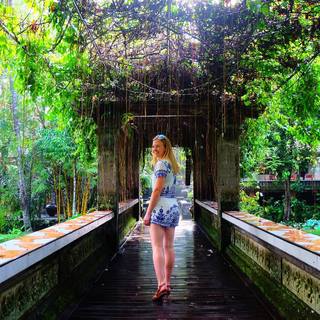 Maddie Moate feet photo 7