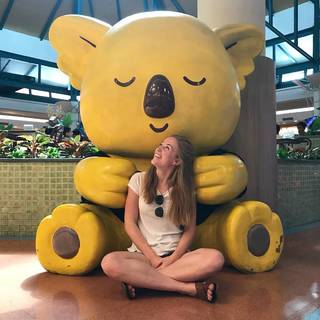 Maddie Moate feet photo 1