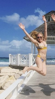 Maddie Moate feet photo 13