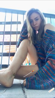 Maddie Phillips feet photo thumbnail