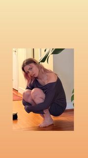 Maddie Phillips feet photo 3