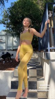Maddie Ziegler feet photo thumbnail