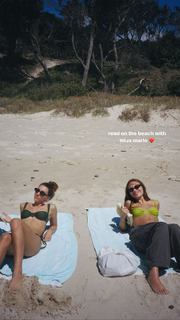 Maddie Ziegler feet photo thumbnail