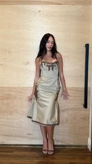 Maddie Ziegler feet photo thumbnail