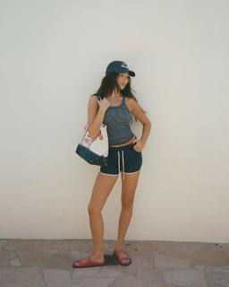 Maddie Ziegler feet photo thumbnail