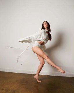 Maddie Ziegler feet photo 3