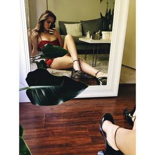 Maddison Brown feet photo 18