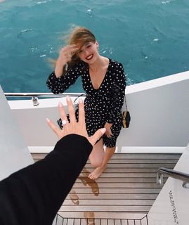 Maddison Brown feet photo 1