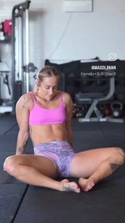 Maddison Pannell feet photo thumbnail