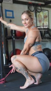 Maddison Pannell feet photo thumbnail