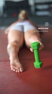 Maddison Pannell feet photo thumbnail