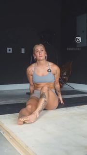 Maddison Pannell feet photo 3
